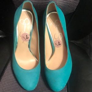 Jessica Simpson heels